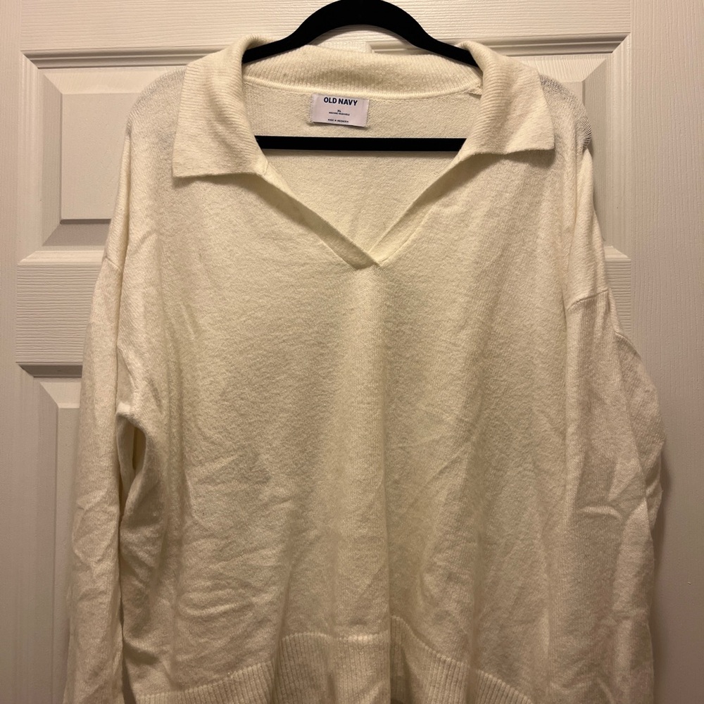 Old Navy Off-White Knit Pullover